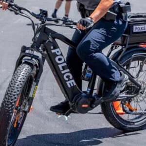 BICICLETA CON MOTOR ELÉCTRICO